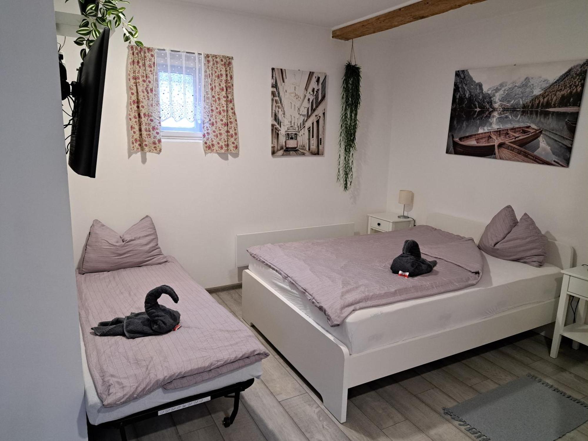 Maja Vendeghaz Apartment *